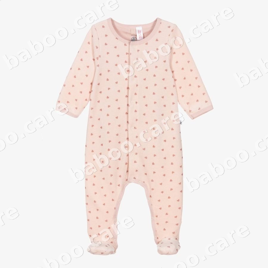Petit Bateau view 4